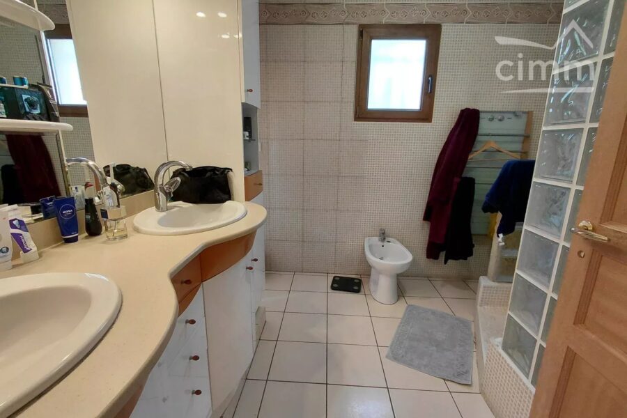 Maison à vendre à Roche — Vue montagne — photo 14