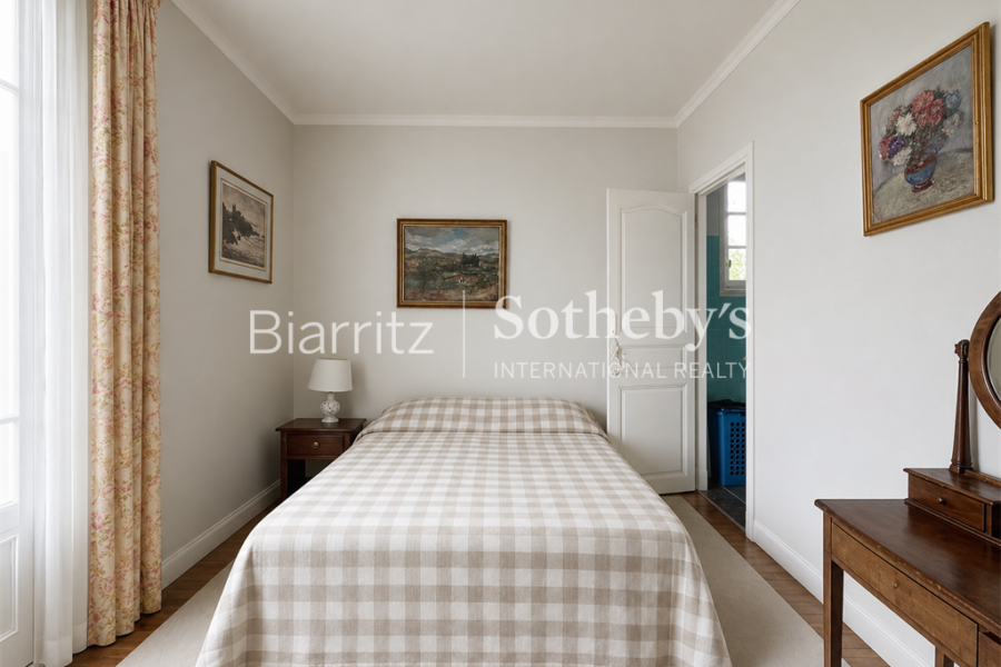 Maison à vendre à Anglet — Vue parc & jardin — photo 13