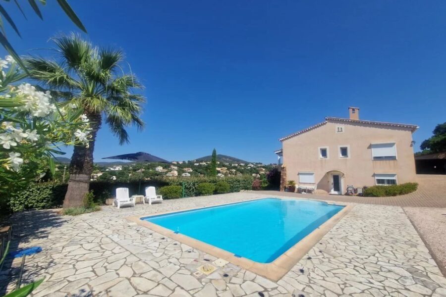 Maison à vendre à Sainte-maxime — Vue mer — photo 4