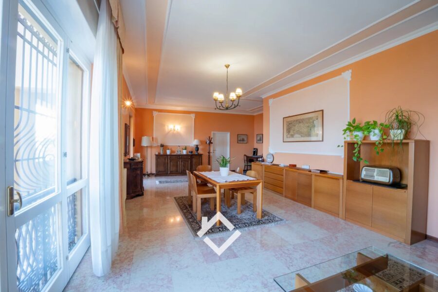 Maison à vendre à Stresa — Vue lac — photo 8