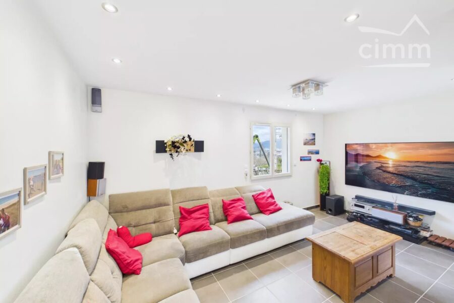 Maison à vendre à Claix — Vue montagne — photo 8