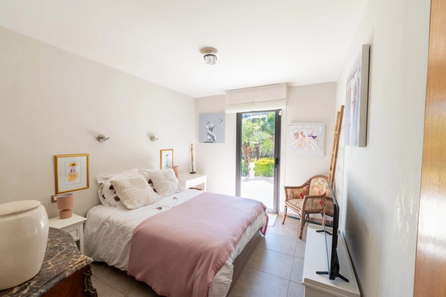 Appartement à vendre à Saint-raphaël — Vue parc & jardin — photo 9
