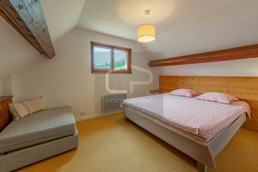 Maison à vendre à Saint-jorioz — Vue montagne — photo 9