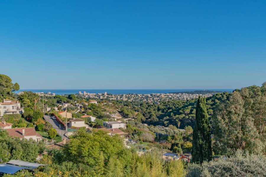 Maison à vendre à Vallauris — Vue mer — photo 1