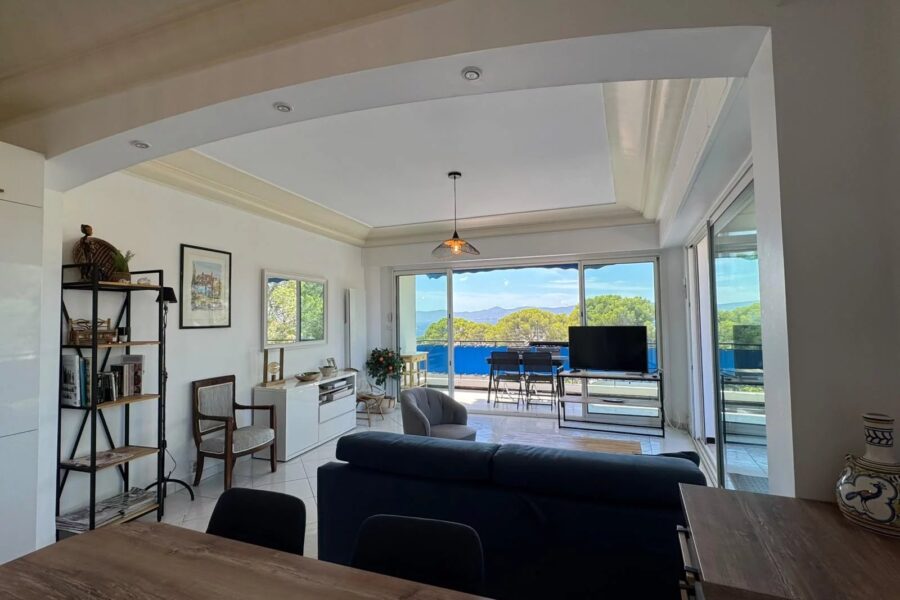 Appartement à vendre à Saint-raphaël — Vue mer — photo 6