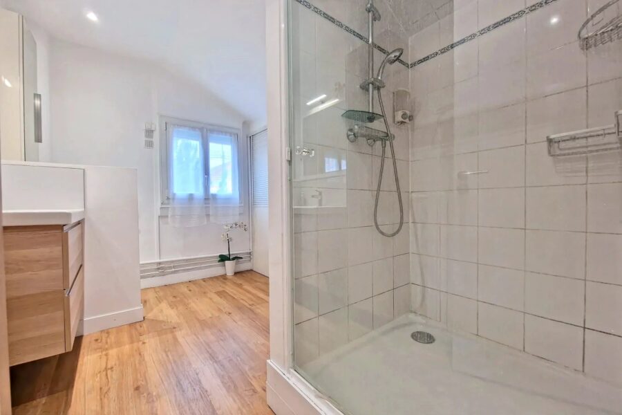 Maison à vendre à Villemomble — Vue parc & jardin — photo 9