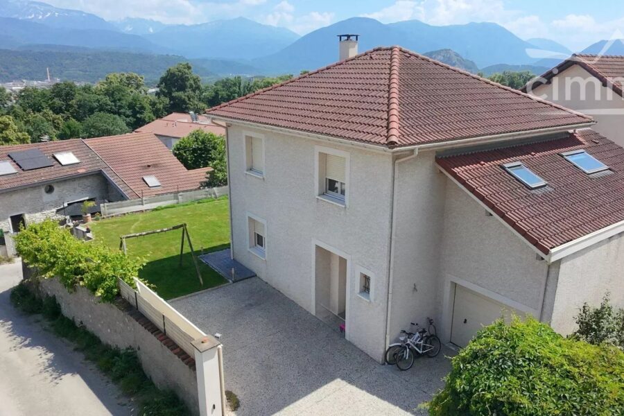 Maison à vendre à Claix — Vue montagne — photo 5