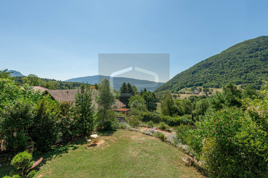 Maison à vendre à Bluffy — Vue montagne — photo 1