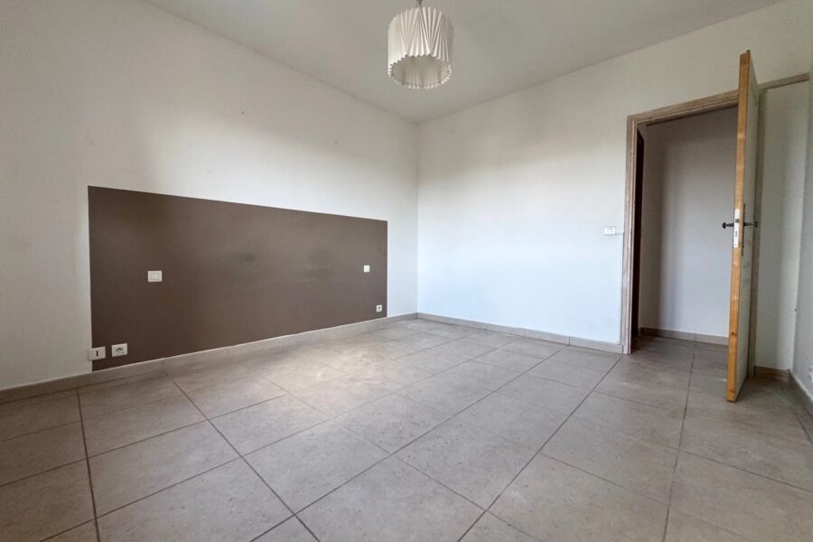 Maison à vendre à Vidauban — Vue montagne — photo 11