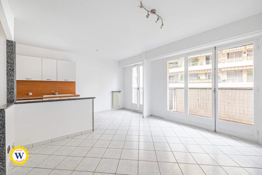 Appartement à louer à Nice — Vue sur la ville — photo 6