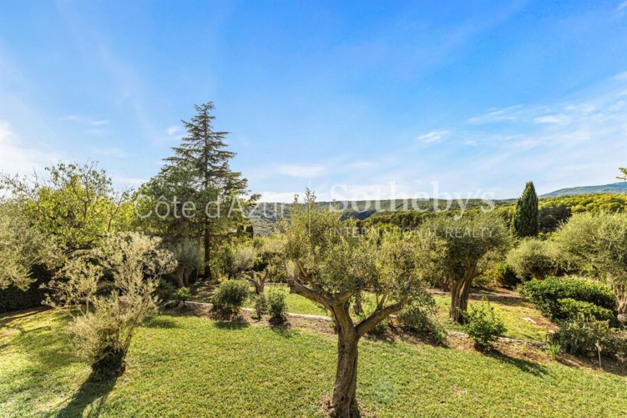Maison à vendre à La Colle-sur-Loup — Vue nature — photo 2