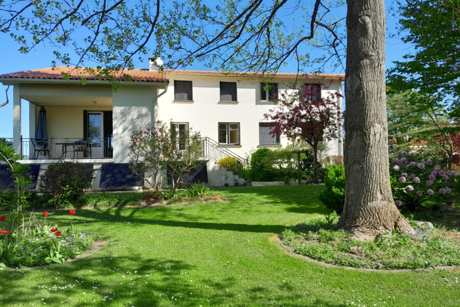 Maison à vendre à Saint-nicolas-de-la-grave — Vue parc & jardin — photo 2