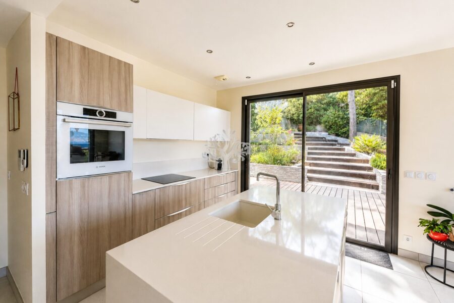 Appartement à vendre à Sanary-sur-mer — Vue mer — photo 6