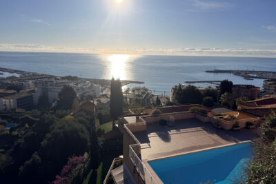 Appartement à louer à Menton