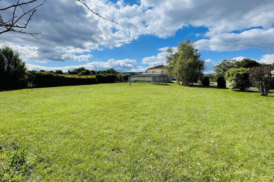 Terrain à vendre à Charnay-lès-mâcon — Vue montagne — photo 3