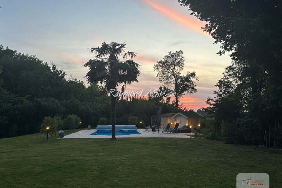 Maison à vendre à Saint-Émilion — Vue fleuve — photo 3