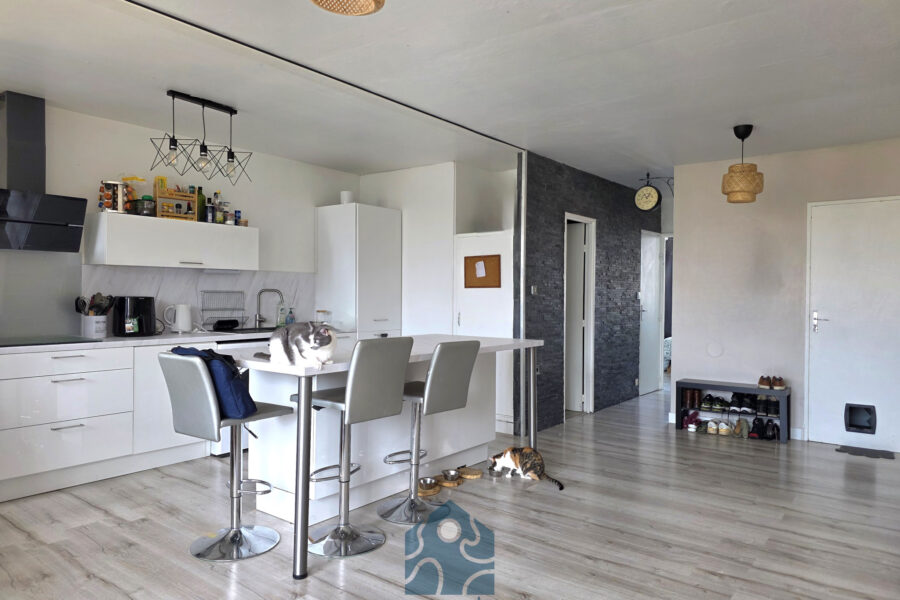 Appartement à vendre à Clermont-ferrand — Vue sur la ville — photo 3