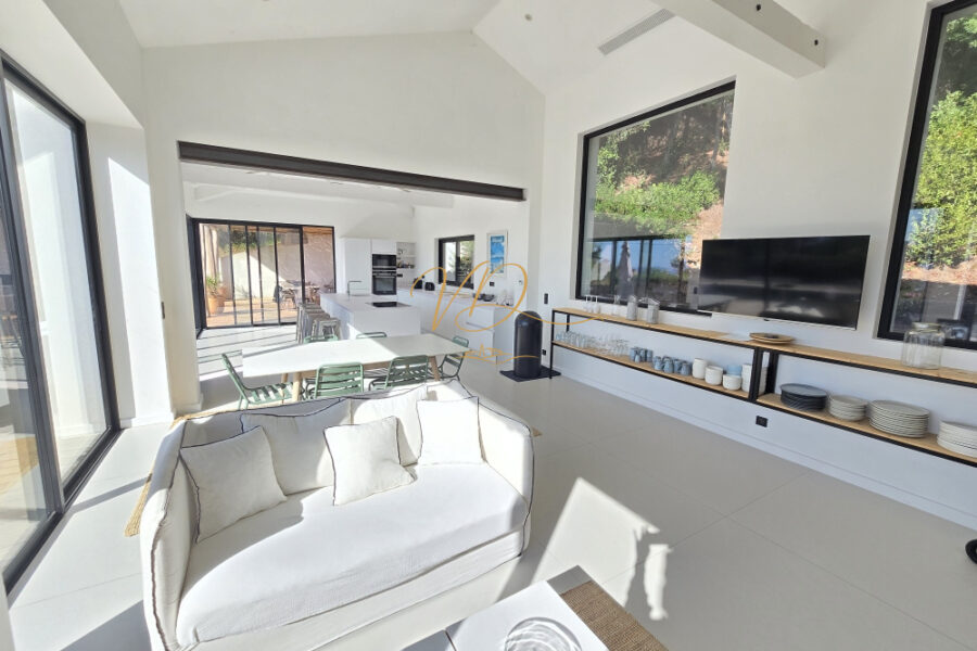 Maison à vendre à La croix-valmer — Vue mer — photo 5
