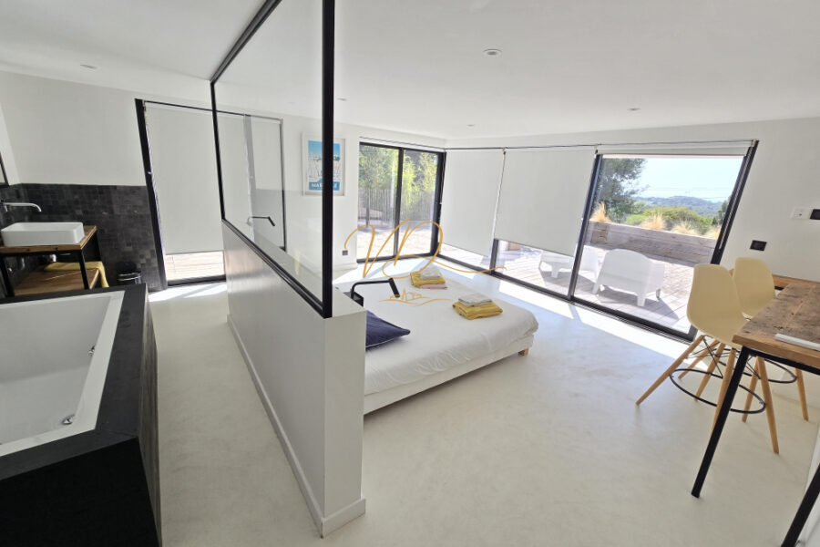 Maison à vendre à La croix-valmer — Vue mer — photo 8