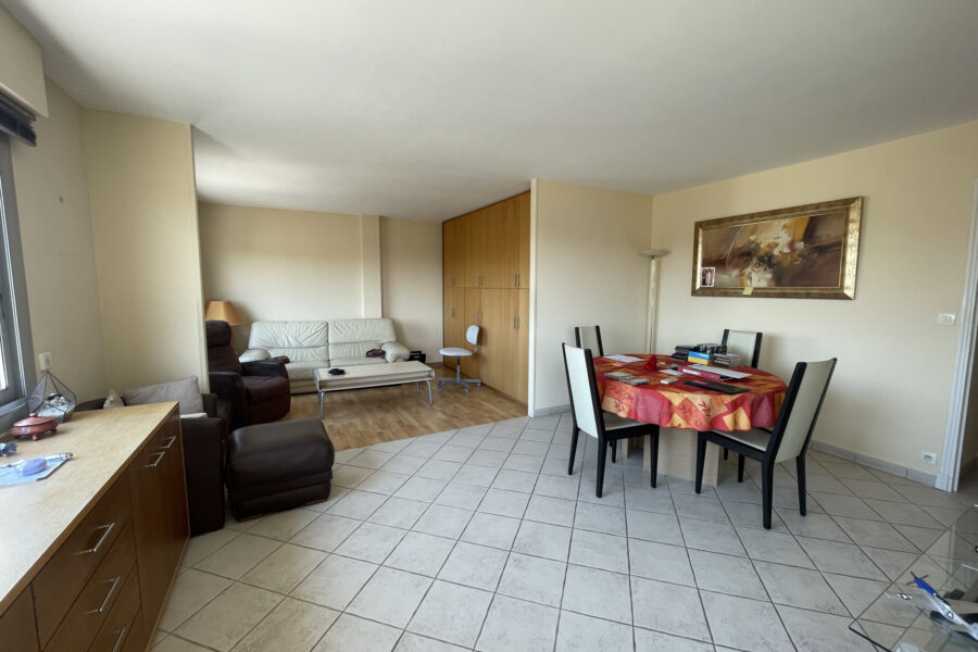 Appartement à vendre à Le cannet — Vue sur la ville — photo 2