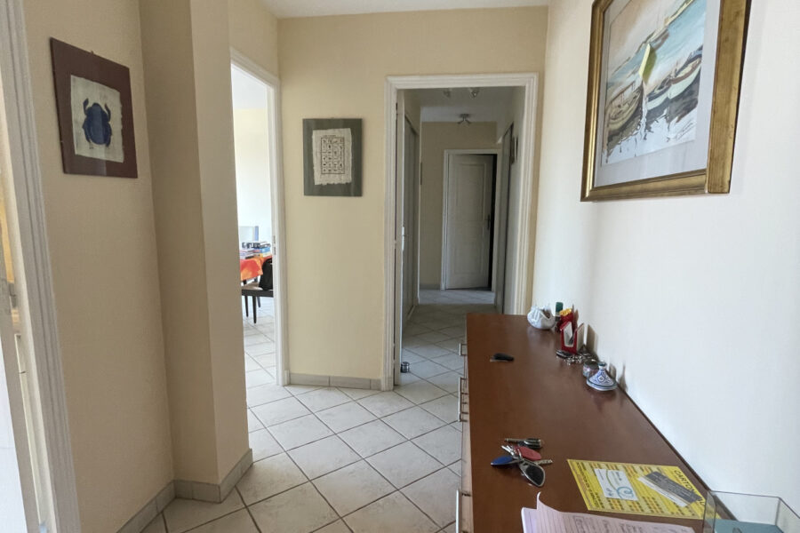 Appartement à vendre à Le cannet — Vue sur la ville — photo 4