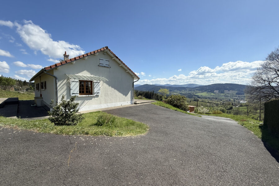 Maison à vendre à Chabreloche — Vue nature — photo 2