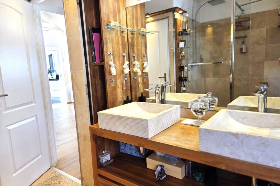 Appartement à louer à Saint-denis — Vue mer — photo 9