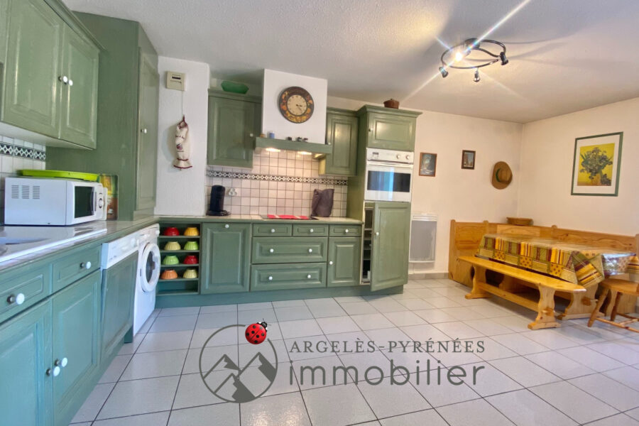 Appartement à vendre à Luz-saint-sauveur — Vue montagne — photo 3