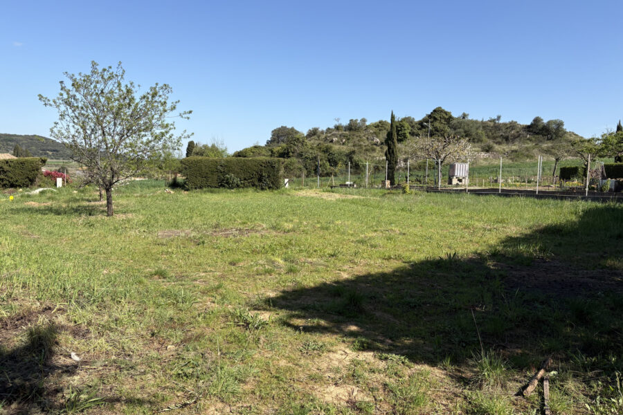 Terrain à vendre à Fouzilhon — Vue dégagée — photo 2