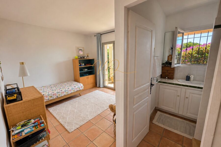 Maison à vendre à La croix-valmer — Vue mer — photo 16