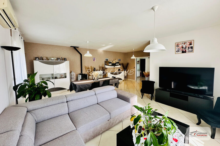 Maison à vendre à Saint-antoine-de-breuilh — Vue lac — photo 12