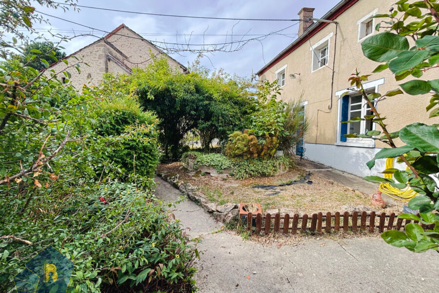 Maison à vendre à Clugnat — Vue nature — photo 2