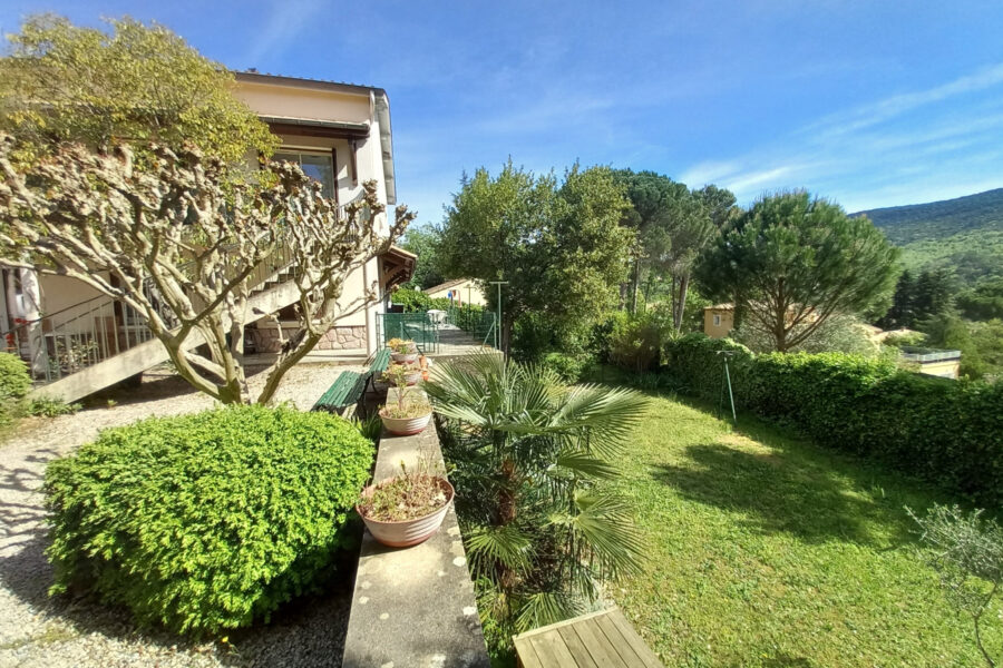 Maison à vendre à Lamalou-les-bains — Vue nature — photo 1