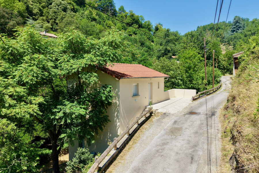 Maison à vendre à Vals-les-bains — Vue nature — photo 3
