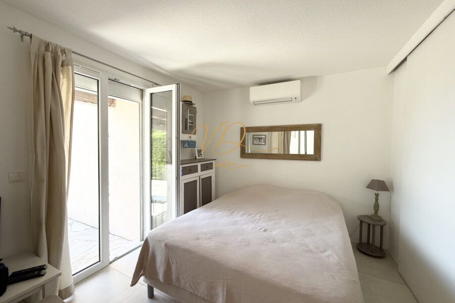 Maison à vendre à La croix-valmer — Vue mer — photo 10