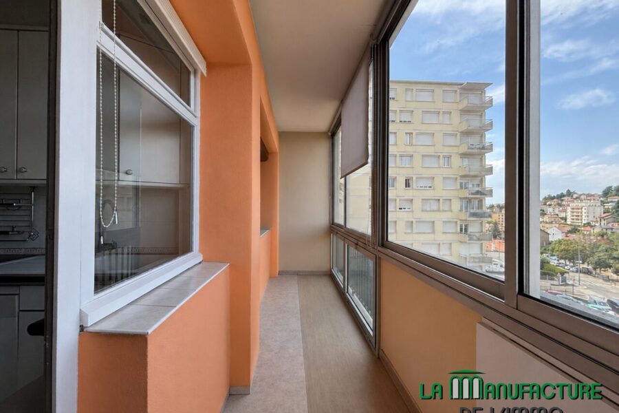 Appartement à vendre à Saint-Étienne — Vue sur la ville — photo 7