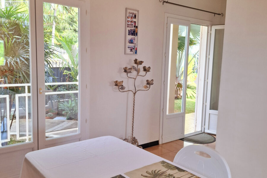 Maison à louer à Saint-denis — Vue mer — photo 8
