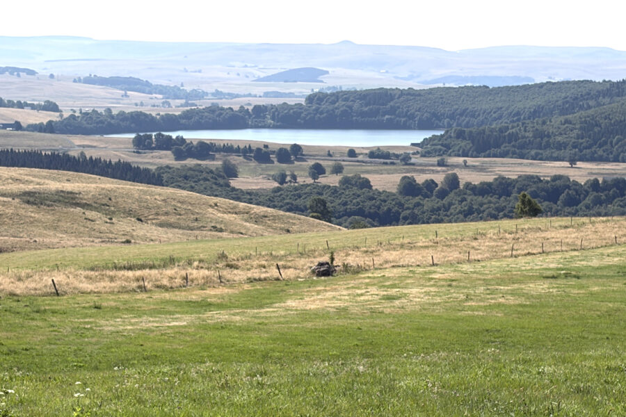Maison à vendre à Picherande — Vue lac — photo 1