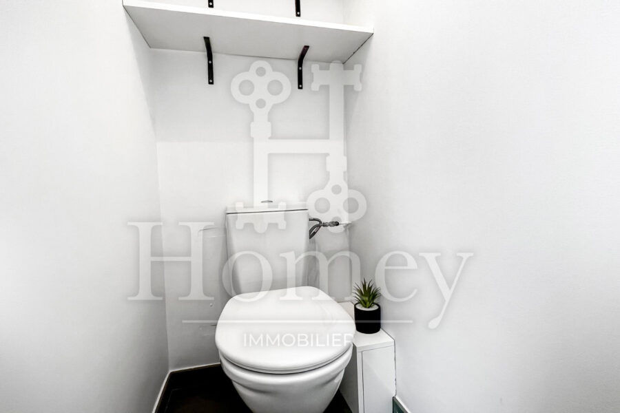 Appartement à louer à Ambilly — Vue sur la ville — photo 6