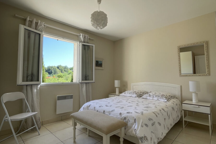 Maison à vendre à Castelnau-de-guers — Vue dégagée — photo 6