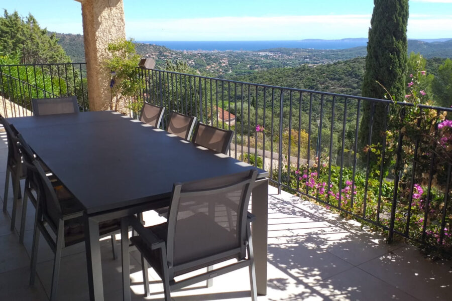 Maison à vendre à Bormes-les-mimosas — Vue mer — photo 7