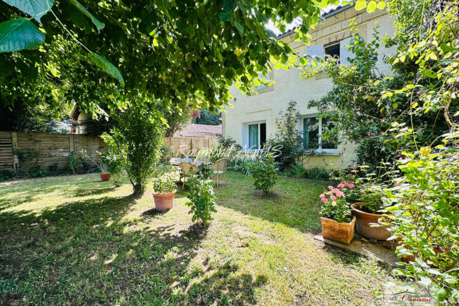 Maison à vendre à Saint-Émilion — Vue lac — photo 9