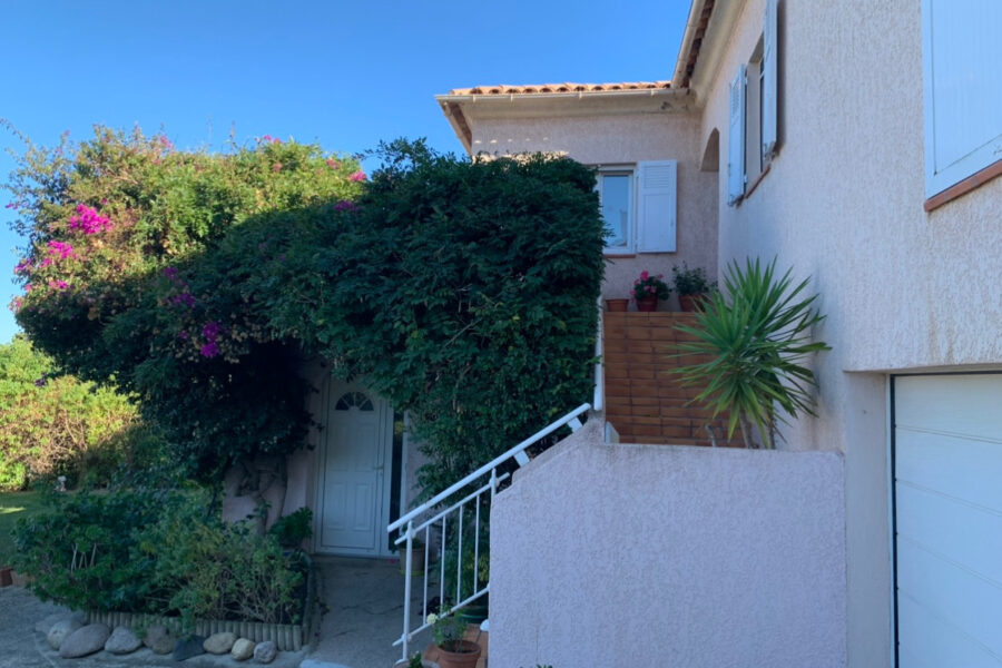 Maison à vendre à L&rsquo;Île-rousse — Vue mer — photo 2
