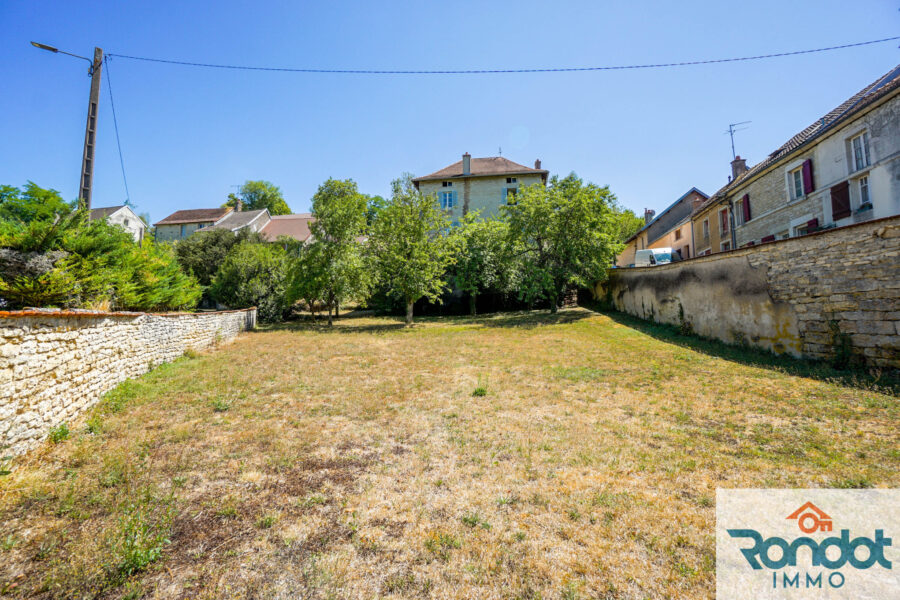 Maison à vendre à Bèze — Vue nature — photo 3