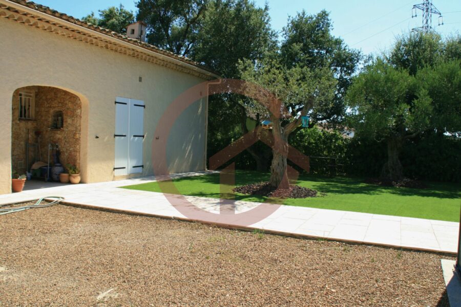 Maison à vendre à Saint-raphaël — Vue nature — photo 4