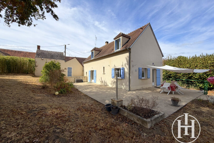 Maison à vendre à Saint-Pierre-les-Étieux — Vue nature — photo 12