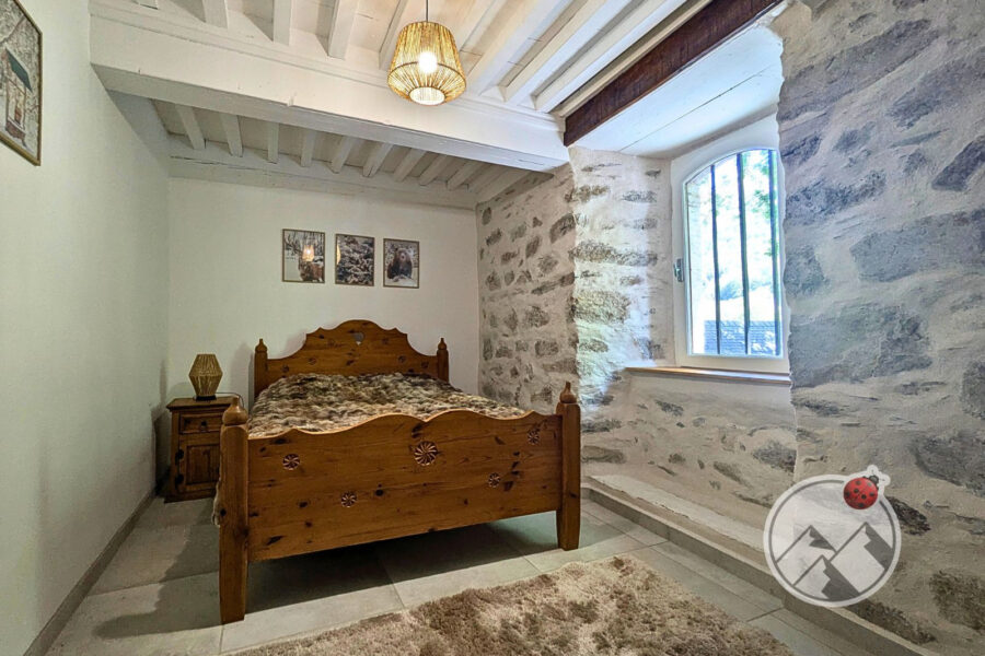Maison à vendre à Argelès-gazost — Vue montagne — photo 8