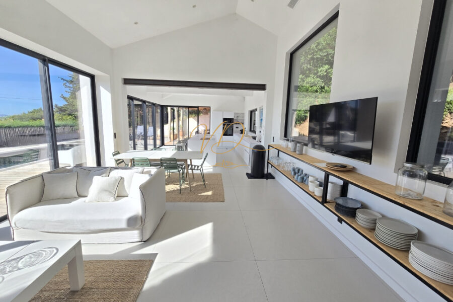Maison à vendre à La croix-valmer — Vue mer — photo 4