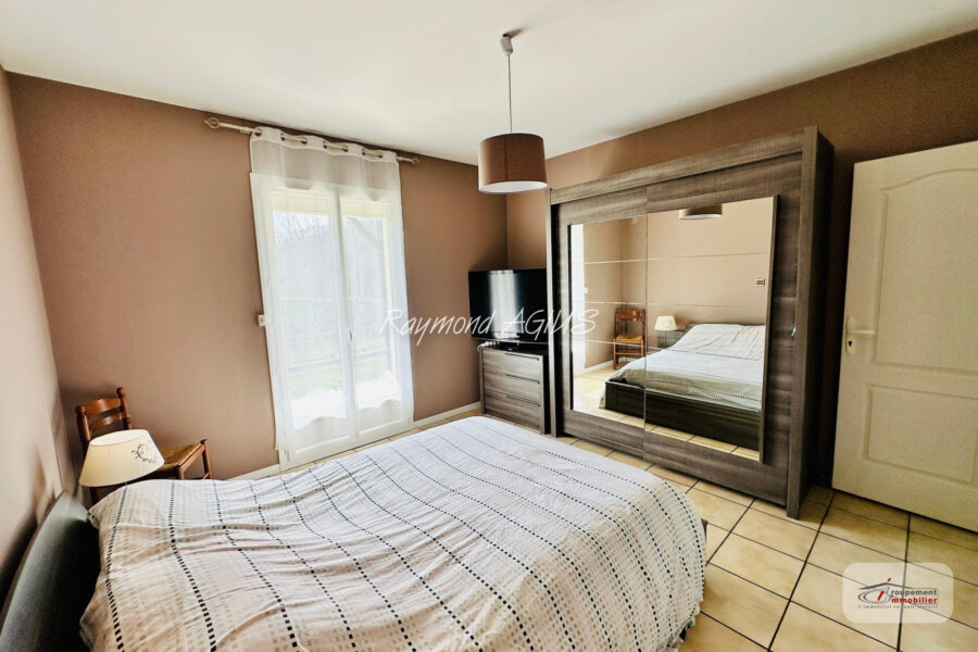 Maison à vendre à Saint-antoine-de-breuilh — Vue lac — photo 19