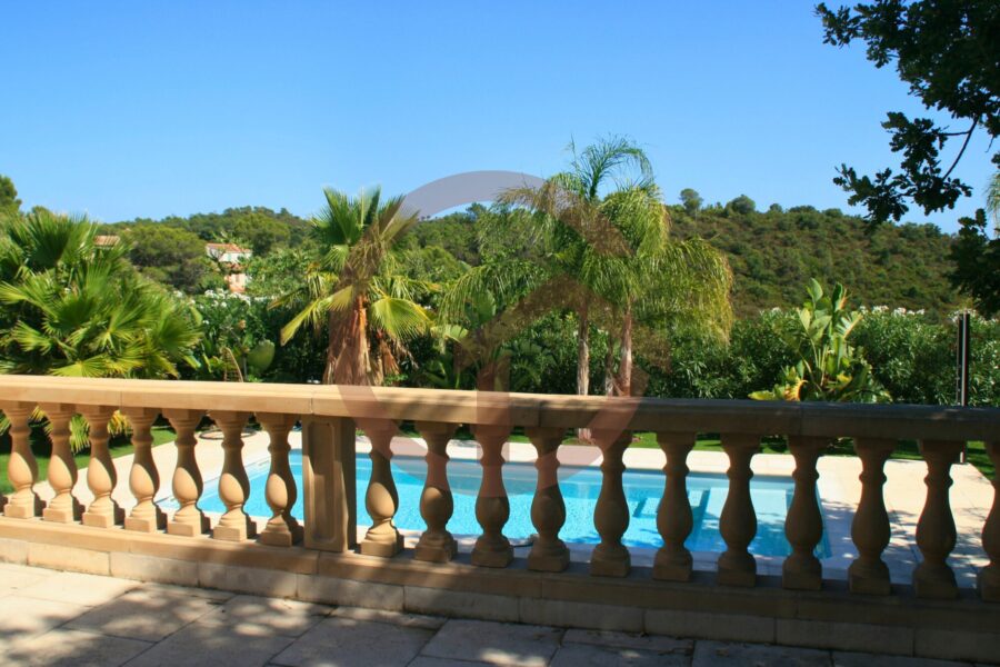 Maison à vendre à Saint-raphaël — Vue nature — photo 2